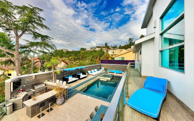 Hollywood Estate with Stunning Views