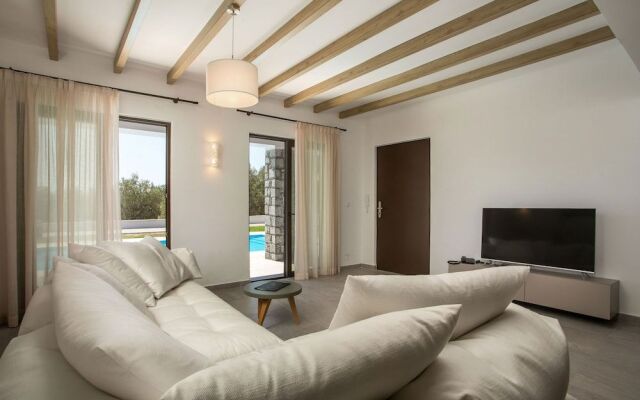 Terra Pietra Luxury Villas & Suites