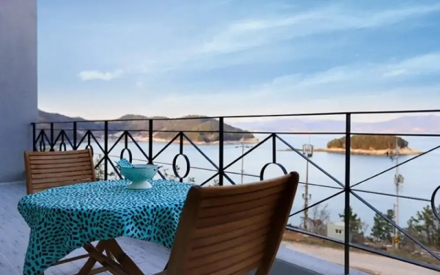 Yeosu Lamer Pension