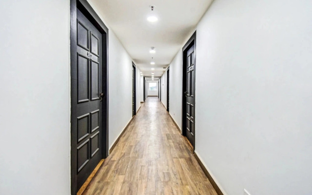 The Royal Retreat by OYO Rooms