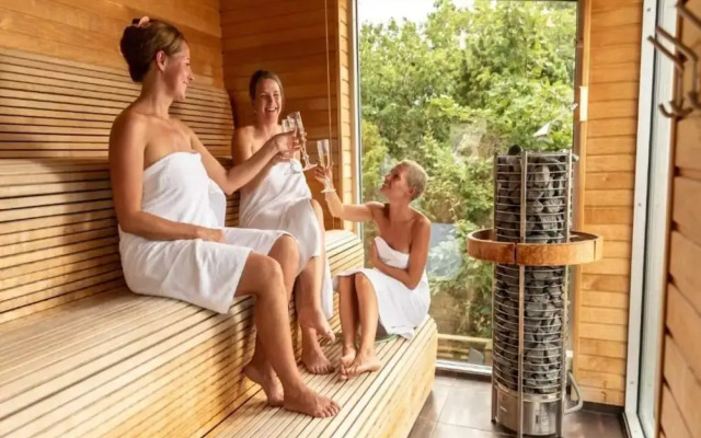 4-star Room With Free Breakfast and Spa Bath
