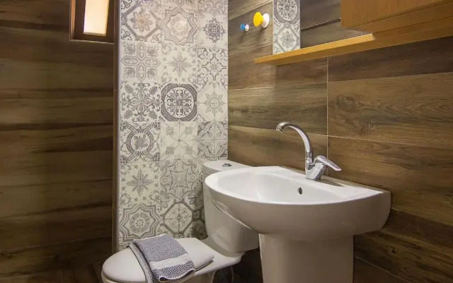 Hersonissos Modern One Bedroom Apartment Beachside