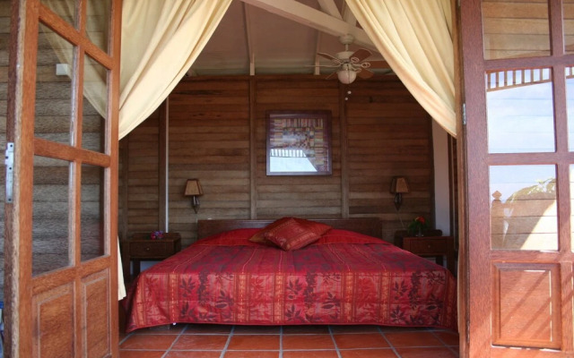 Statia Lodge