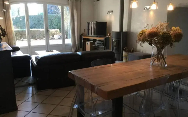 Farmhouse with private pool in the countryside of Plan d'Orgon in Provence, 8 persons LS1 365 MIGNOUN