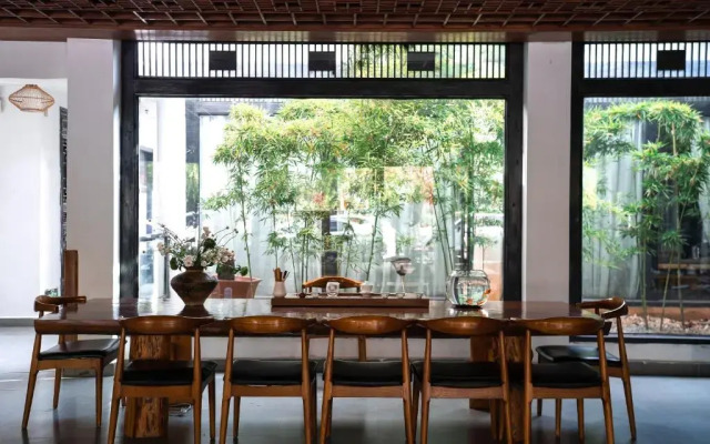 Lijiang Gemmer Hotel