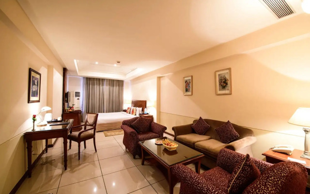 Hotel Majestic Grand