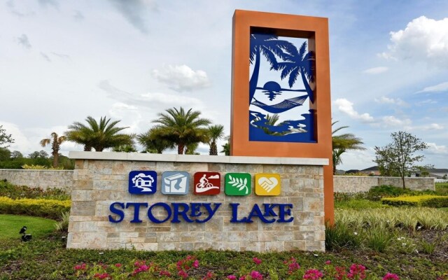 Storey Lake 9BR With Pool SPA Game Room Water Park