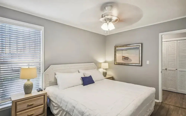 Sandpiper Cove 1030 1 Bedroom Condo by RedAwning
