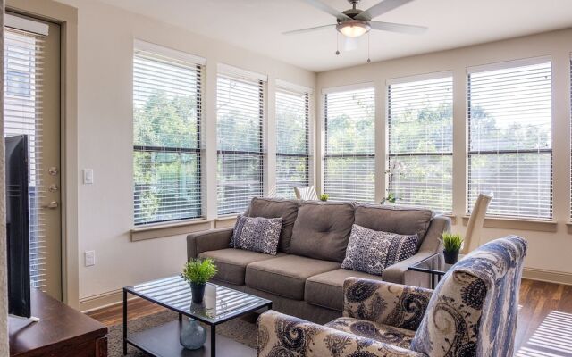 Turtle Creek Apartments by Frontdesk