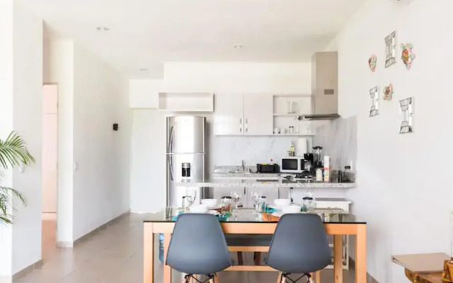 Bambu Residencial with Pool Near Beach