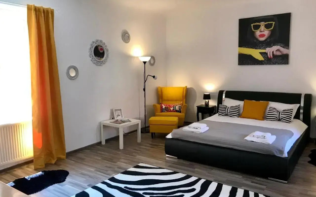 9 Central Residence