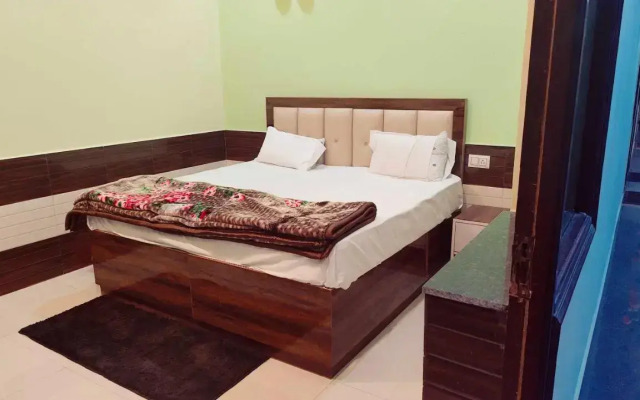 Pop Hotel Brijwasi Inn