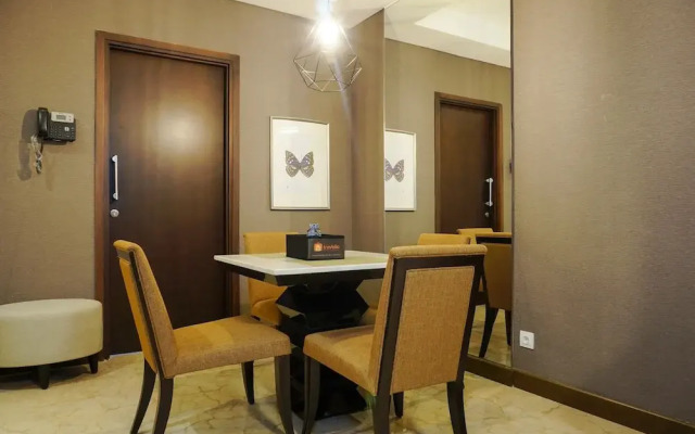 Luxurious 1BR @ L'Avenue Apartment near Sampoerna Universitas