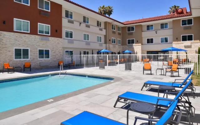 Holiday Inn Express Santa Rosa North by IHG