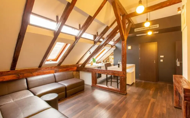 Vendi Grand Square Residence