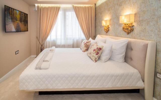 Paradise Center Apartment 1