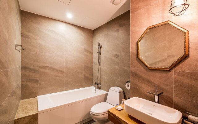 Daejeon Namoo Hotel