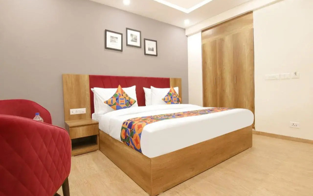 Saltstayz Select - Huda City Center
