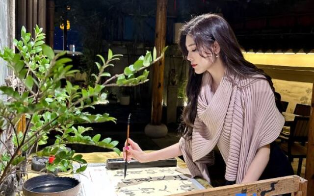 Star Lake Lanyue Song Culture Guesthouse (Zhaoqing Qixingyan Scenic Area)