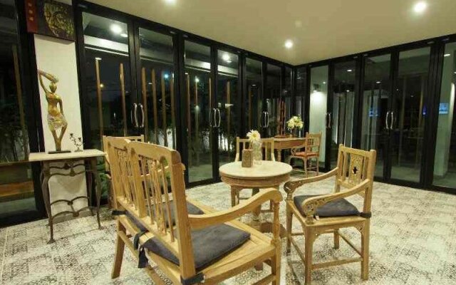 BB House Mini Suite Hotel