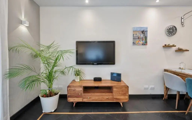 Acadamis - Garibaldi 9 Bis