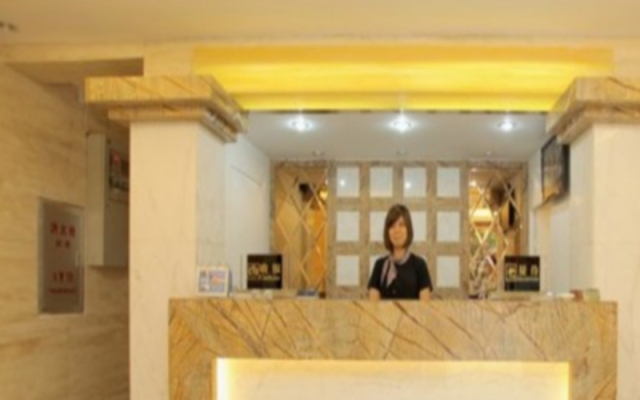 Xinghe Xinfeng Hotel Railway Station & Bus Station Branch