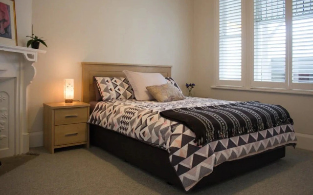 Stylish Spacious 2 Bed Villa Near Ponsonby