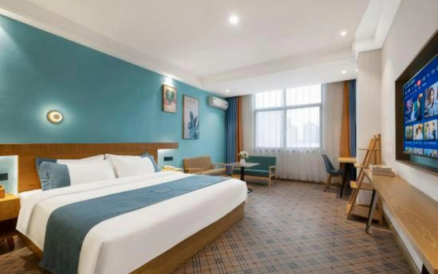 Tianyi Hotel (Huaiyang Mingyi Road)