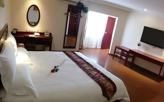 Отель GreenTree Inn Beijing Fangshan Liangxiang University Town Hotel