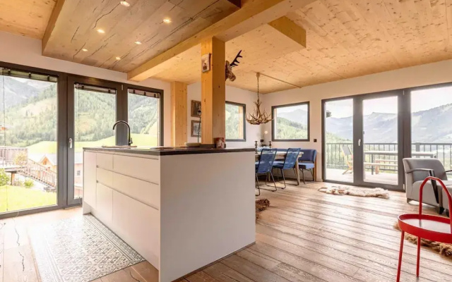 Superior Chalet in Hohentauern Near Ski-slope