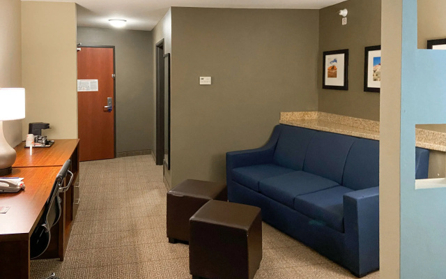 Comfort Suites Gallup East Route 66 and I-40