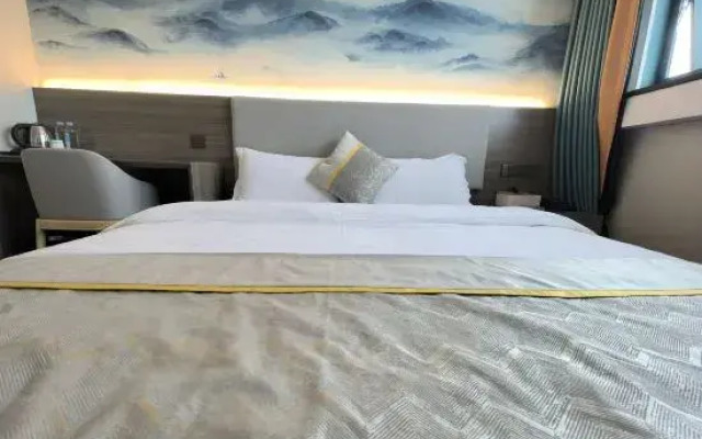 Beledoman Light Luxury Hotel