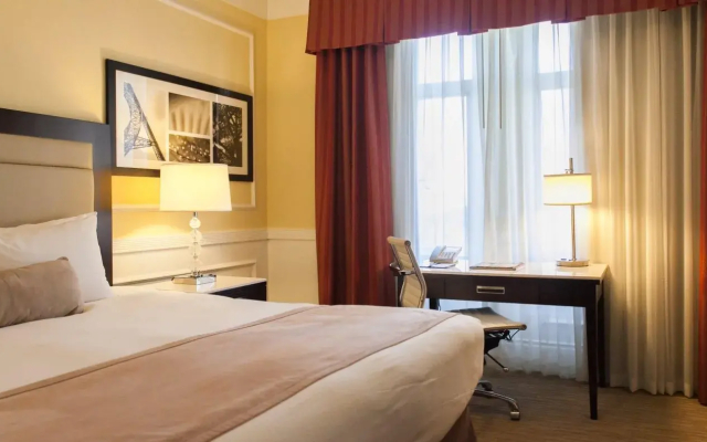 The Pickwick Hotel