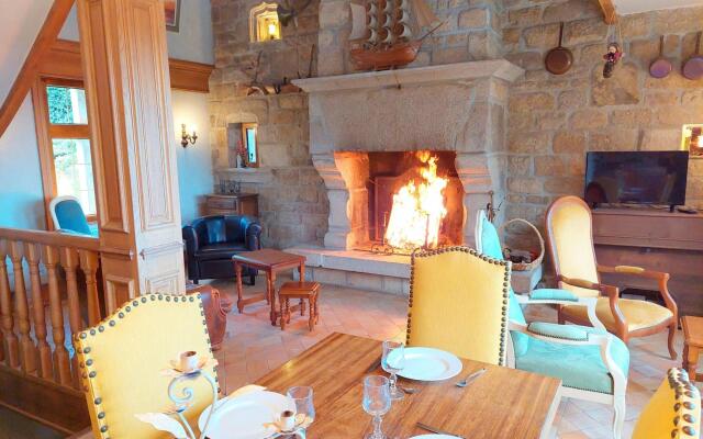 Breton granite stone house with fantastic sea views