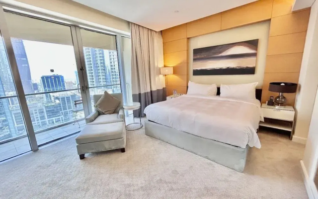 Fashion Avenue Dubai Mall Residences - Studio with balcony