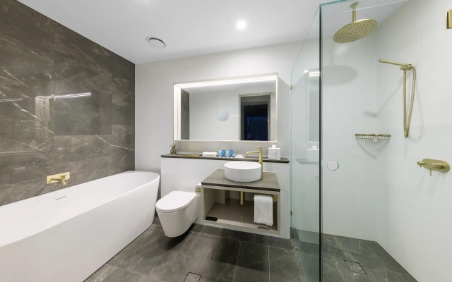 Meriton Suites Surfers Paradise