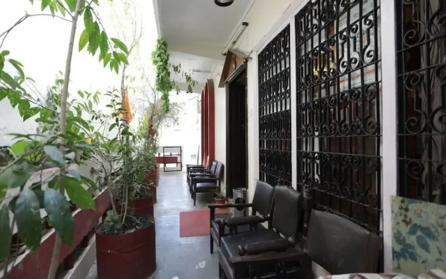 Goroomgo Deluxe Ankur Lake View Nainital