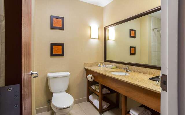 Comfort Suites Twinsburg