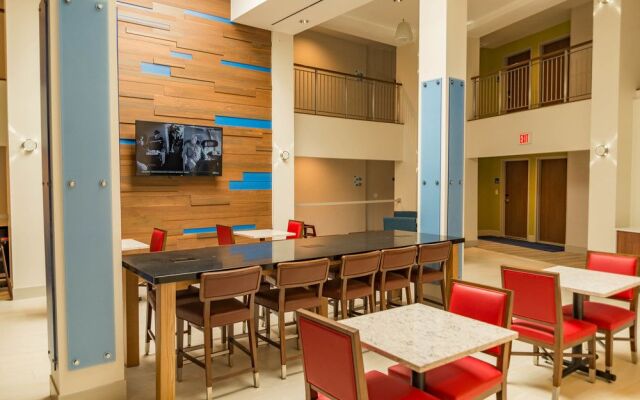 Holiday Inn Express West Los Angeles-Santa Monica