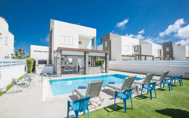Protaras Holiday Villa An8