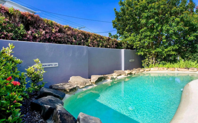 4 Domani Large Townhouse with Ocean Views