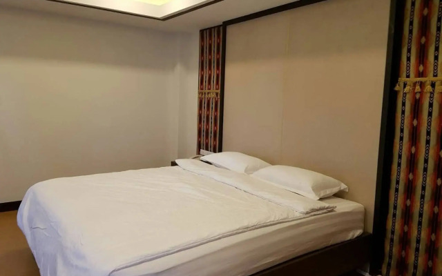 Chorlada Lanna Hotel