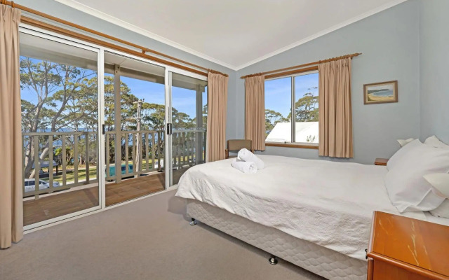 Rowse House Hyams Beach 4pm Check Out Sundays