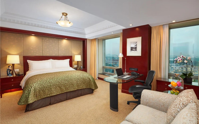 Lakeview Xuanwu Hotel