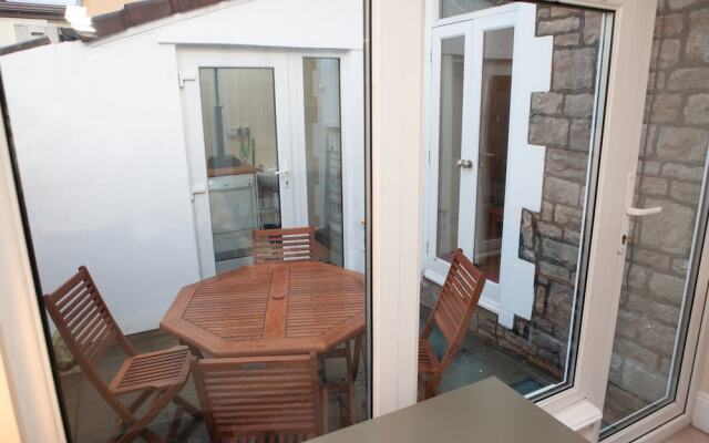 2 Bedroom House Near the Downs Bristol