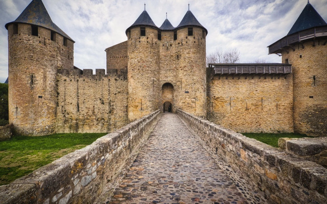 Entre Bastide et Cite