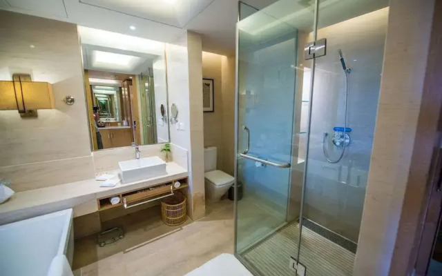 Qinhuangdao Arcadia Seaside Holiday Hotel