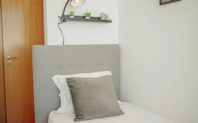 Modern Stylish Apartment II