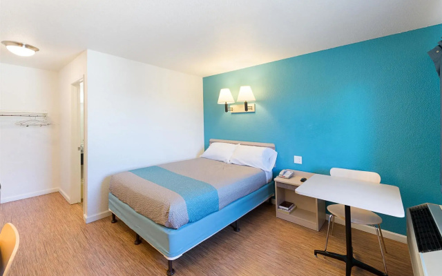 Motel 6 Carson City, NV