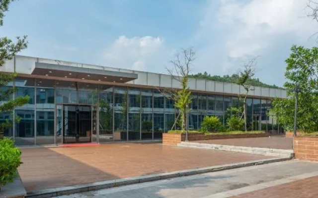 Kyriad Marvelous Hotel (Guangzhou Baiyun Airport, Huadong)